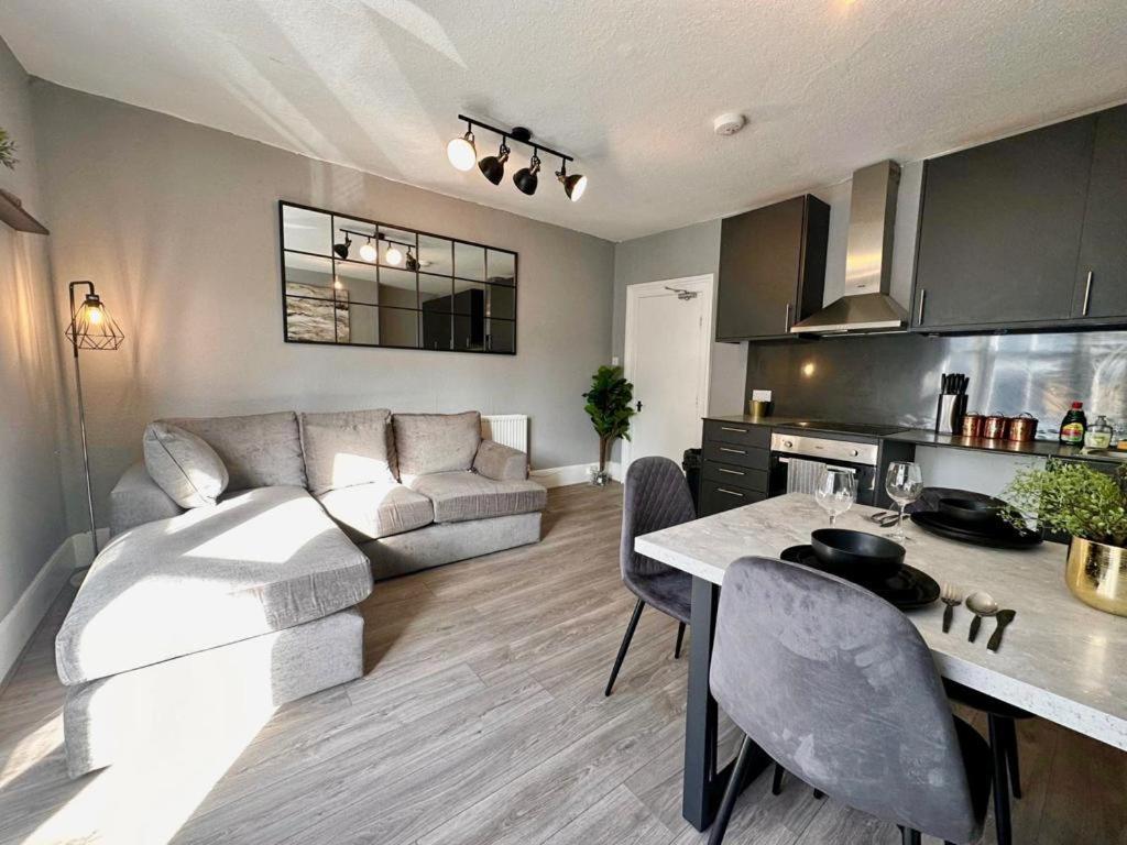 Flash Sale Brighton Train Station 3 Bedroom Flat Bn180Alon Экстерьер фото