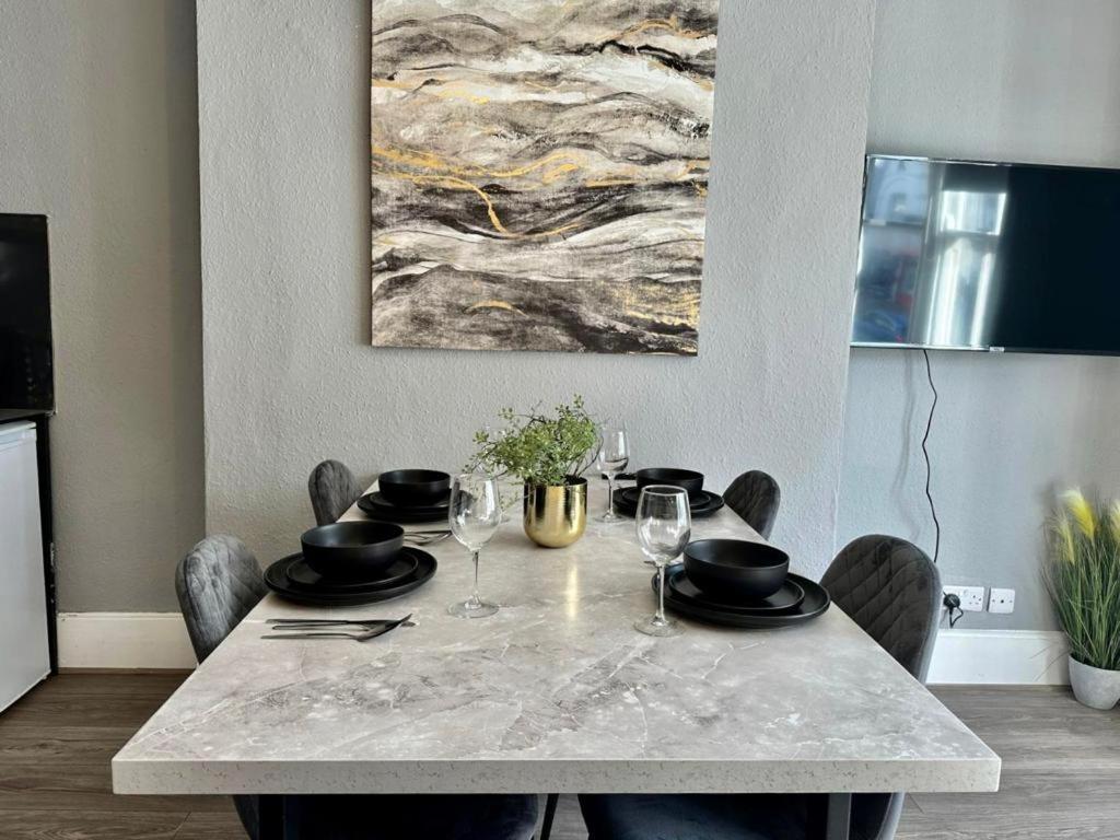 Flash Sale Brighton Train Station 3 Bedroom Flat Bn180Alon Экстерьер фото